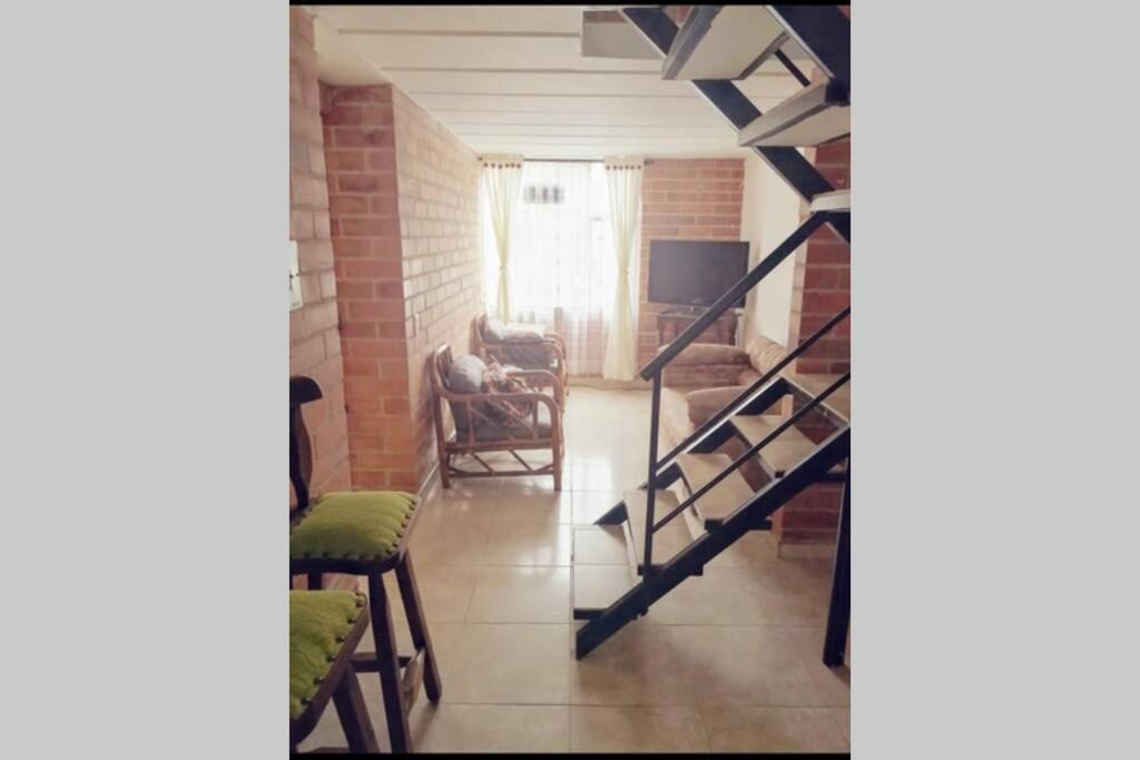 Casa Completa Amoblada Con Tres Alcobas Apartment *